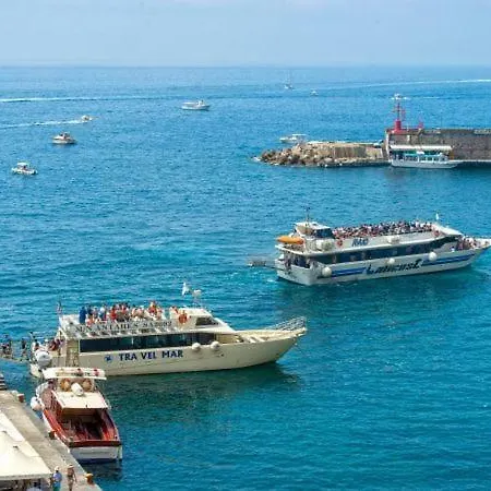 Appartamento Sleeps 4 Air Con Wifi Amalfi
